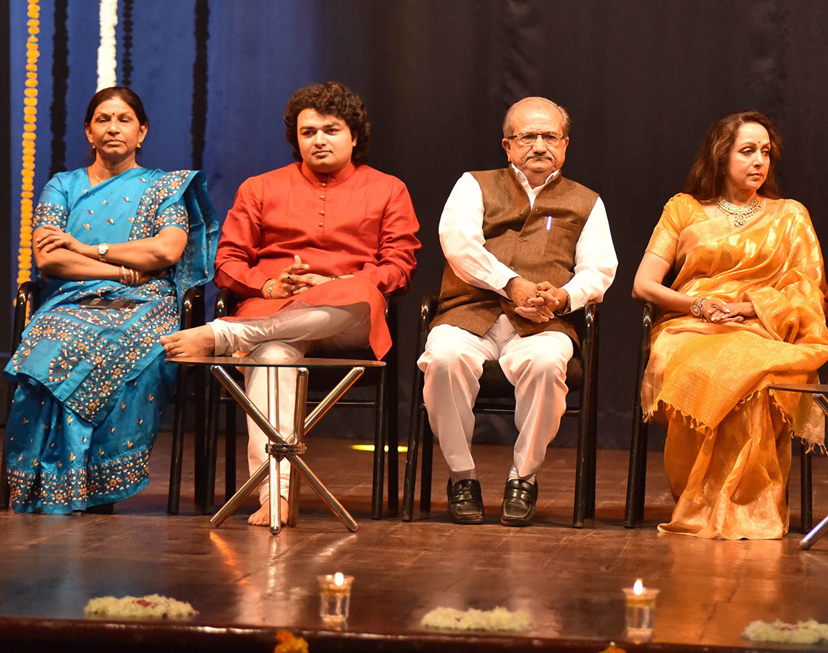 Rupak Mehta Hema Malini Edu. Minister Bhupendra Chudasama